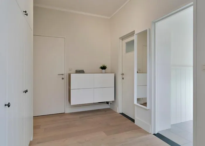 Huswell - Stylish At The Zeedijk Of Apartment *