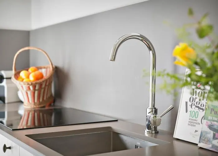 Huswell - Stylish At The Zeedijk Of Apartment Knokke-Heist